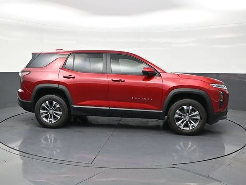 Used 2025 Chevrolet Equinox LT w/ Safety and Technology Package FWD image 6