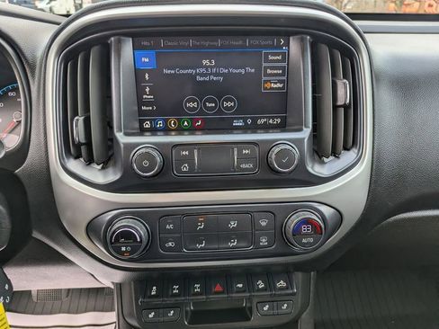 Used 2022 Chevrolet Colorado ZR2 w/ ZR2 Dusk Special Edition image 24