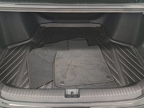 Used 2023 Honda Accord EX image 10