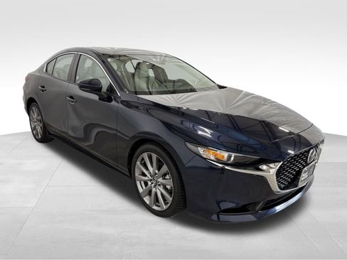 Used 2025 MAZDA MAZDA3 s image 3