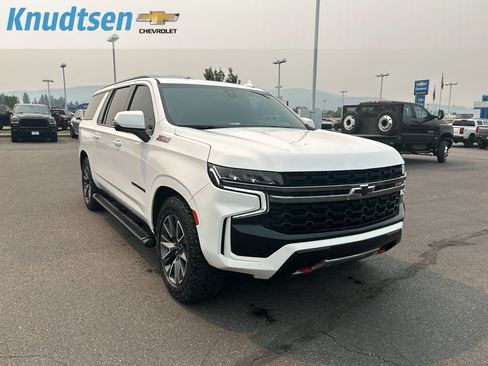 Used 2022 Chevrolet Suburban Z71 w/ Off-Road Capability Package AWD/4WD image 1
