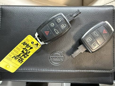 Used 2013 Volvo C70 T5 FWD image 36