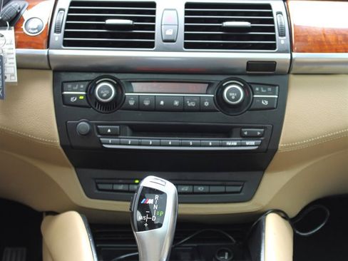 Used 2012 BMW X5 M image 13