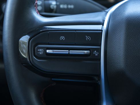 Used 2023 Chevrolet Colorado Z71 w/ Z71 Convenience Package 2 image 20