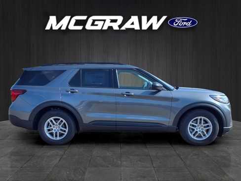 New 2026 Ford Explorer Active RWD image 7