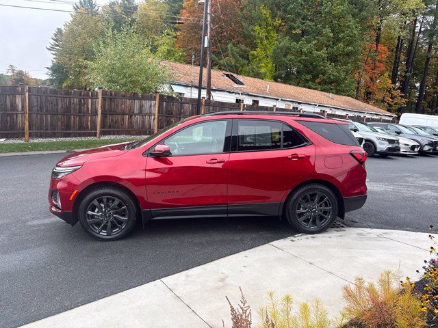 Used 2022 Chevrolet Equinox RS AWD/4WD image 12