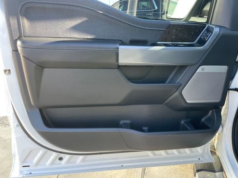 Used 2023 Ford F150 Lariat w/ Equipment Group 502A High image 10