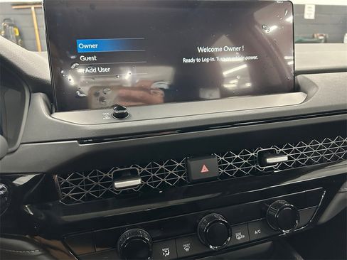 New 2025 Honda Accord EX-L image 25