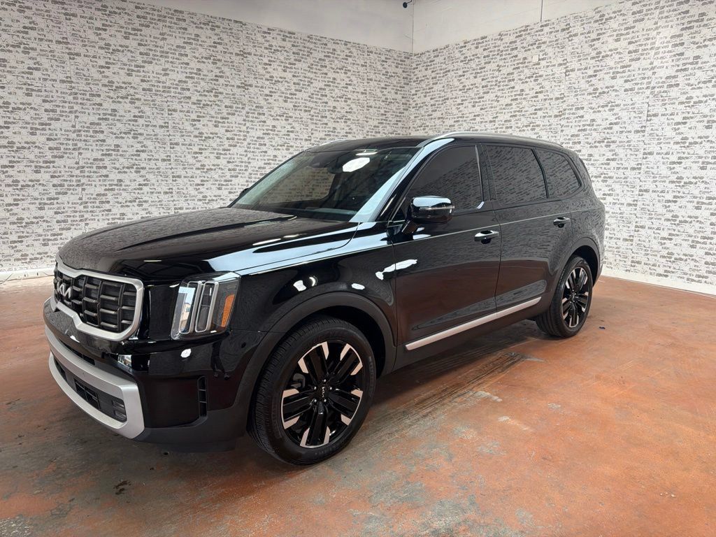 Used 2024 Kia Telluride SX FWD image 3