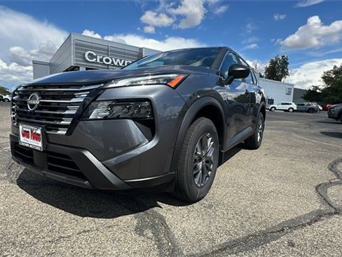 New 2026 Nissan Rogue S image 9