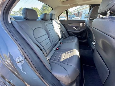Used 2020 Mercedes-Benz C 300 4MATIC Sedan image 11