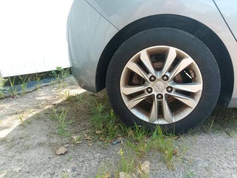 Used 2014 Hyundai Elantra GT FWD image 17