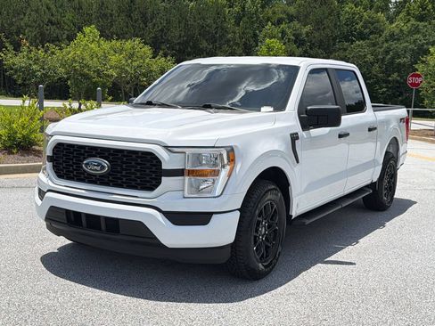 Used 2022 Ford F150 XL w/ STX Appearance Package RWD image 3
