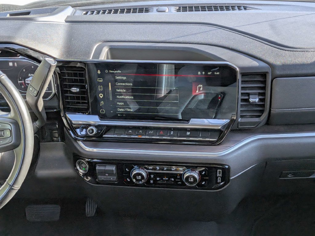 Used 2025 GMC Sierra 1500 SLT RWD image 15