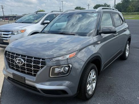 Used 2020 Hyundai Venue SEL FWD image 51