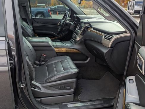 Used 2017 GMC Yukon XL Denali w/ Open Road Package image 21