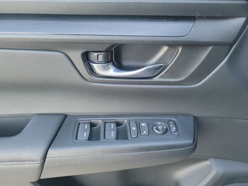 Used 2025 Honda CR-V EX image 24