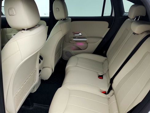 Used 2026 Mercedes-Benz GLA 250 4MATIC image 20