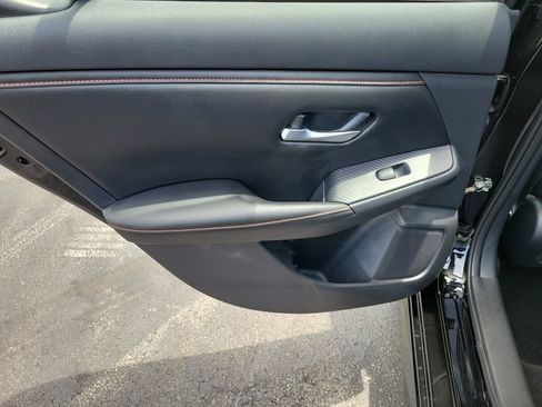 Certified 2024 Nissan Sentra SR FWD image 20