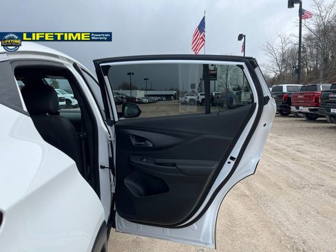 Used 2024 Buick Envista Preferred w/ Convenience I Package image 31