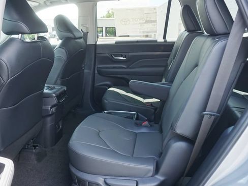 New 2026 Toyota Grand Highlander AWD image 11