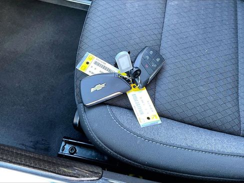 Used 2024 Chevrolet Silverado 1500 RST image 31