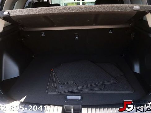 Certified 2024 Kia Seltos SX AWD/4WD image 17