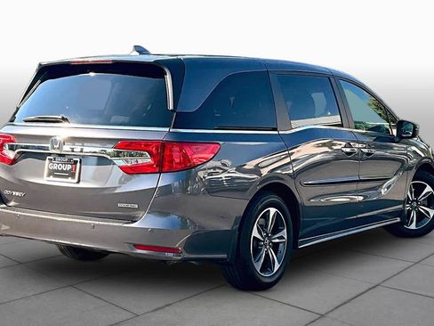 Used 2018 Honda Odyssey Touring image 13
