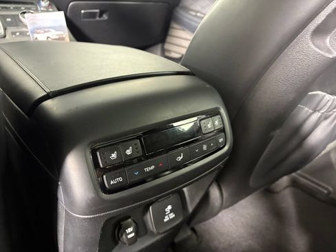 Used 2020 Hyundai Palisade Limited AWD/4WD image 29