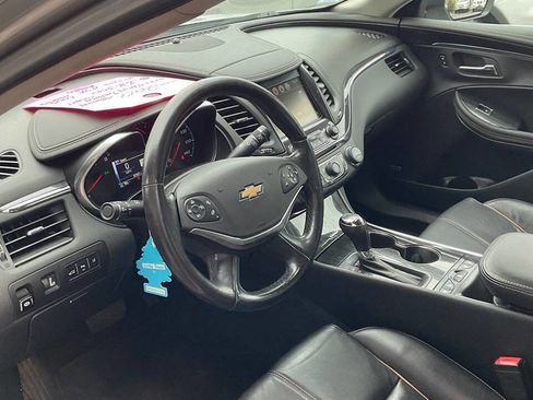 Used 2017 Chevrolet Impala Premier w/ Enhanced Convenience Package image 6