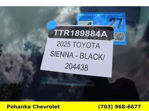 Used 2025 Toyota Sienna XLE w/ XLE Plus Package AWD/4WD image 32