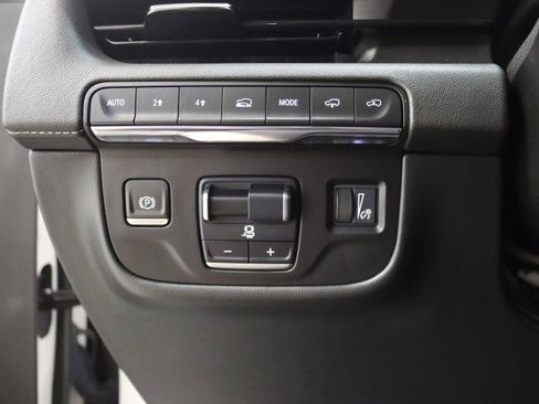 Used 2022 Cadillac Escalade Sport image 17