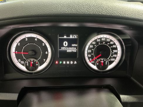 Used 2019 RAM 1500 Express AWD/4WD image 18