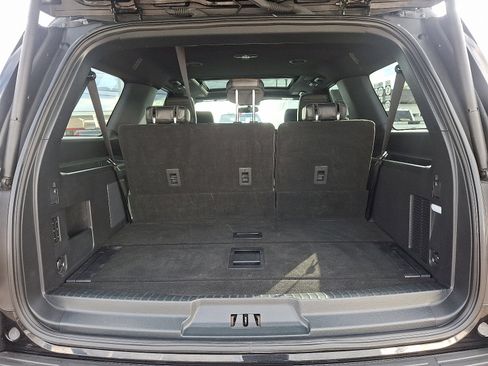 Certified 2022 Ford Expedition Max Platinum image 30