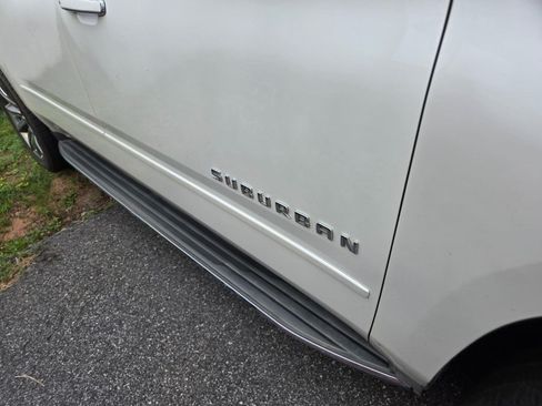 Used 2016 Chevrolet Suburban LTZ AWD/4WD image 5