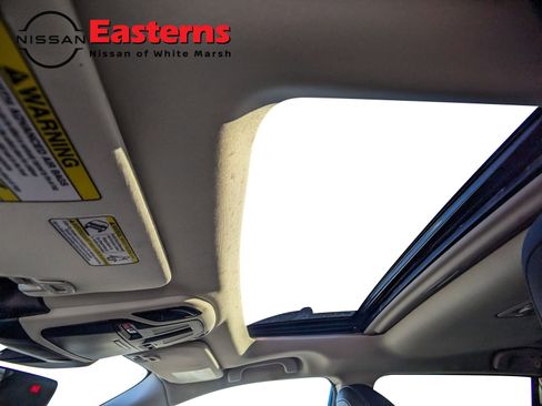 Used 2023 Subaru Outback Limited image 25