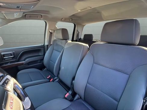 Used 2018 GMC Sierra 1500 SLE w/ SLE Value Package image 29