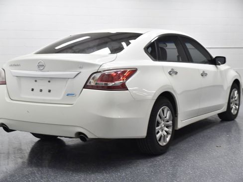 Used 2013 Nissan Altima 2.5 S image 4
