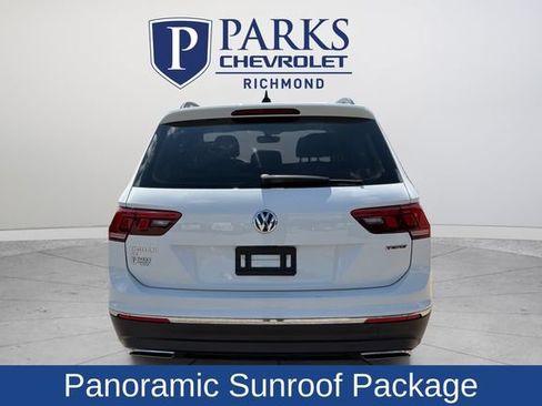 Used 2021 Volkswagen Tiguan SE w/ Panoramic Sunroof Package AWD/4WD image 6