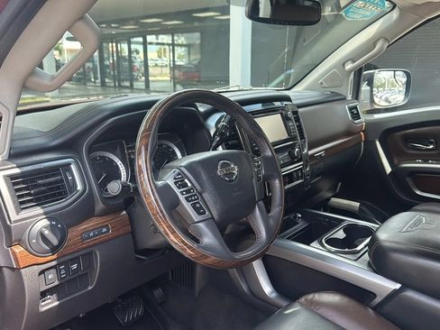 Used 2017 Nissan Titan Platinum Reserve AWD/4WD image 13