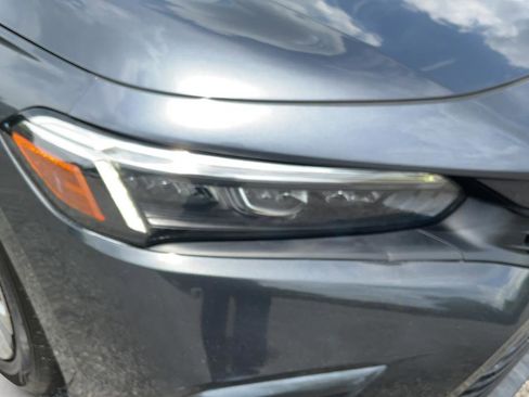 Used 2023 Honda Civic LX image 27