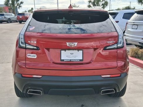 Certified 2023 Cadillac XT4 Sport w/ Enhanced Visibility Package image 5