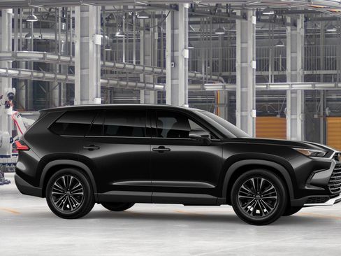 New 2026 Toyota Grand Highlander AWD Hybrid image 13