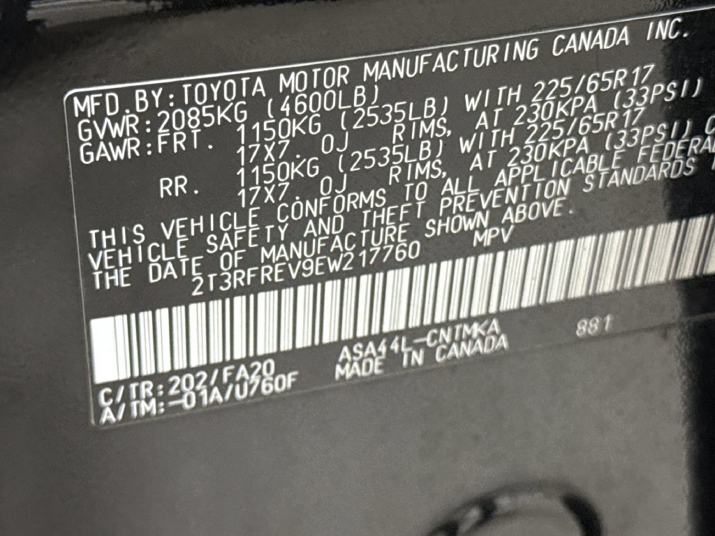 Used 2014 Toyota RAV4 XLE AWD/4WD image 28