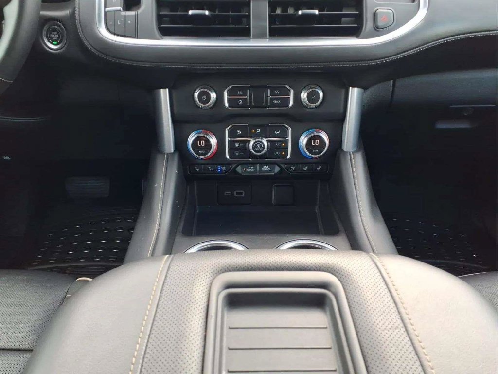Used 2023 GMC Yukon XL SLT w/ SLT Premium Package RWD image 10