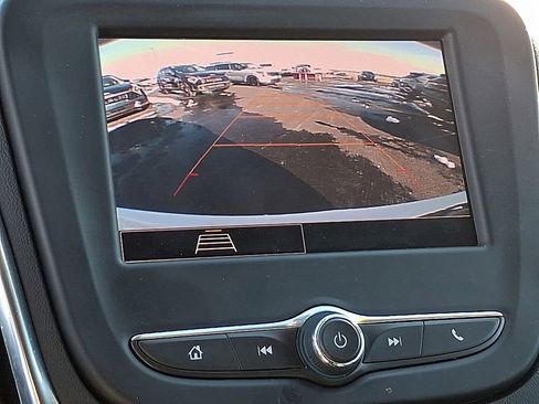 Used 2022 Chevrolet Equinox LT image 21