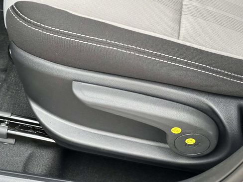 New 2026 Hyundai Venue SEL FWD image 14