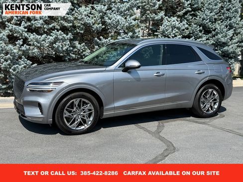 Used 2025 Genesis GV70 2.5T image 1