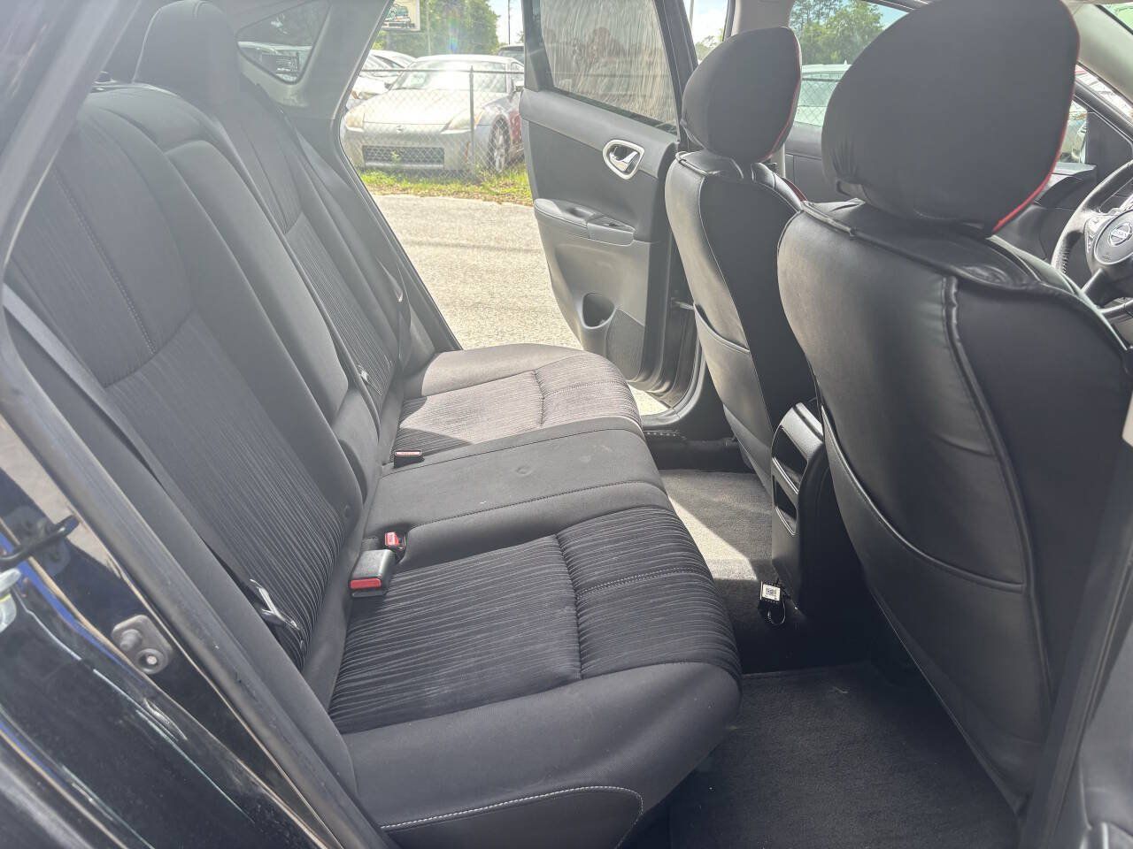 Used 2017 Nissan Sentra SV w/ Style Package FWD image 11