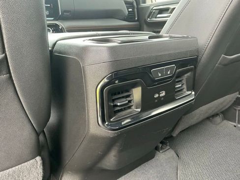 Used 2022 GMC Sierra 1500 AT4 w/ AT4 Premium Package AWD/4WD image 37
